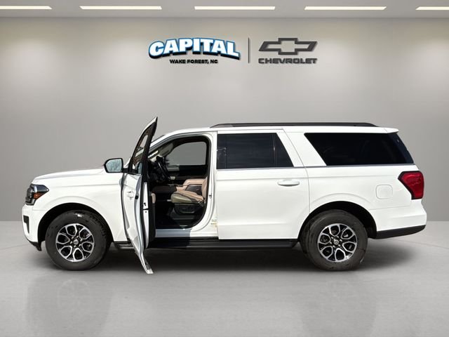 Used 2024 White Ford XLT image 13