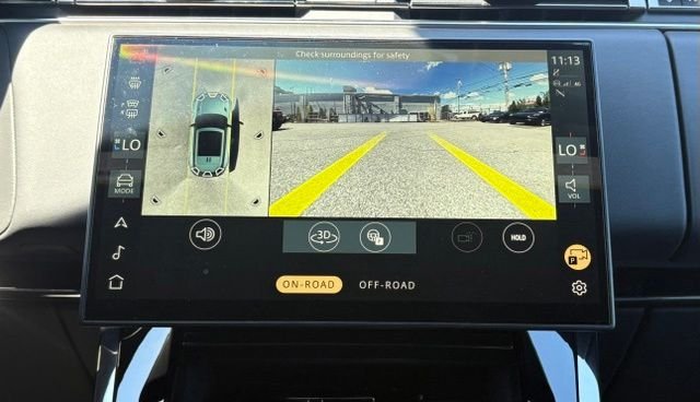 Certified Used 2025 White Land Rover Dynamic SE image 28