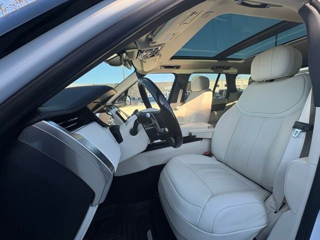 2025 Land Rover Range Rover SE - Photo 16