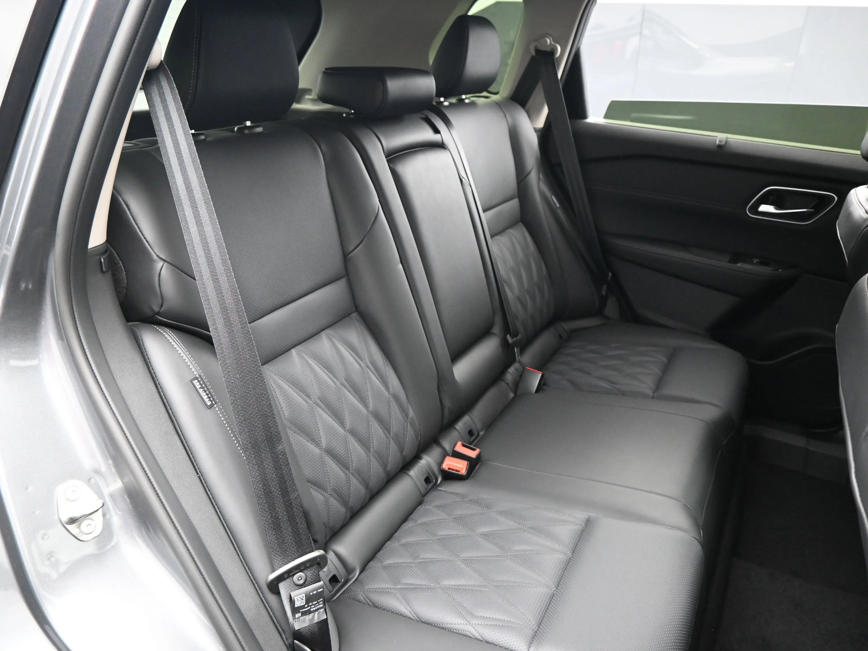 New 2026 Gun Metallic Nissan Platinum image 13