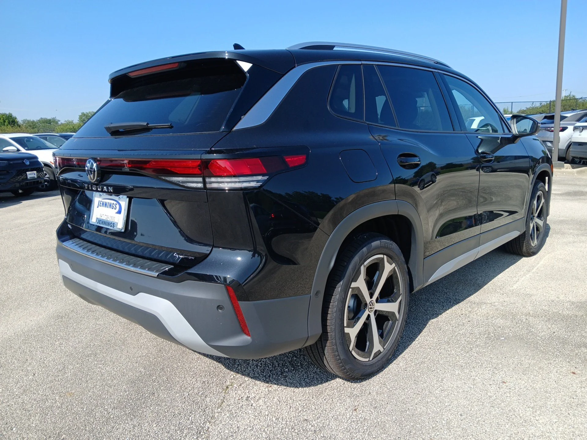 New 2026 Deep Black Pearl Volkswagen SE image 4