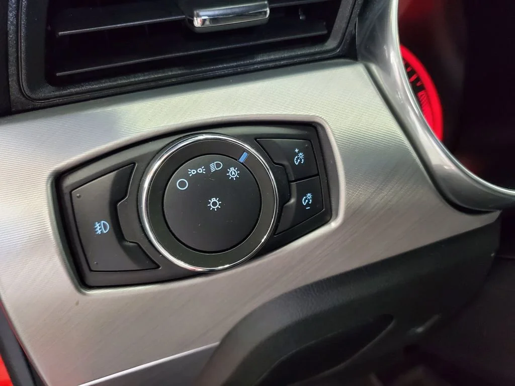 2018 Ford Mustang EcoBoost Premium - Photo 14