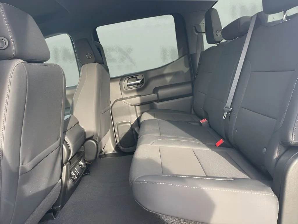 Used 2025 Summit White Chevrolet Custom Trail Boss image 15