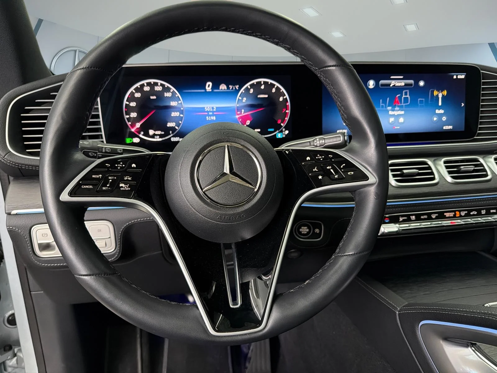 Certified Used 2025 Silver Mercedes-Benz Gle 350 4matic Suv image 14