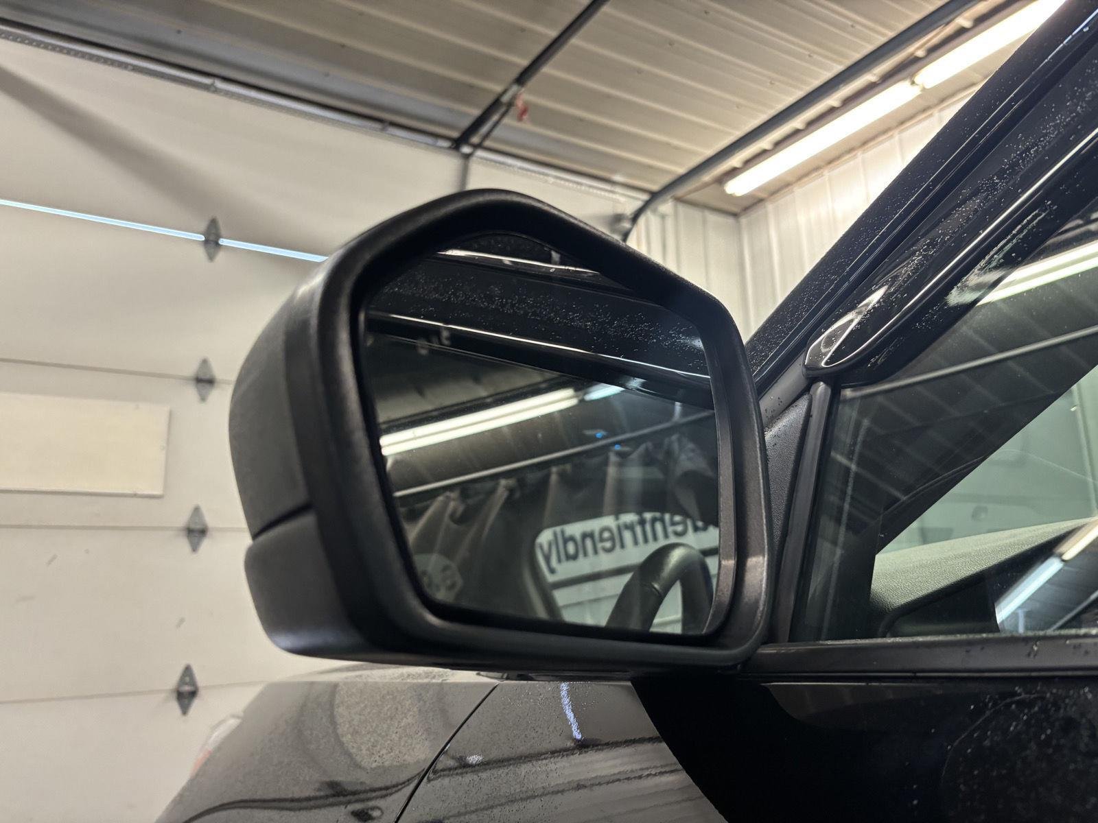 Used 2021 Agate Black Metallic Ford XLT image 41