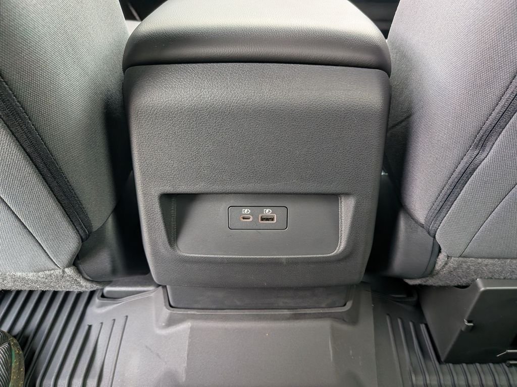 New 2026 Glacier White Nissan Crew Cab SV image 36