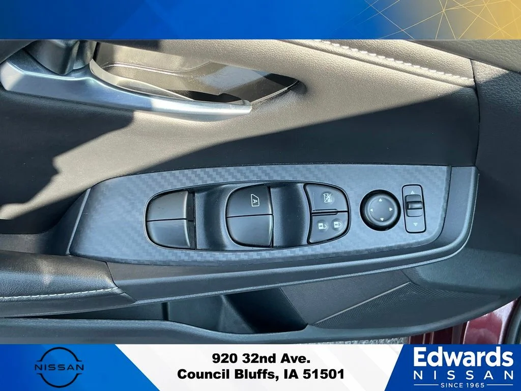 Used 2025 Red Nissan SV image 19