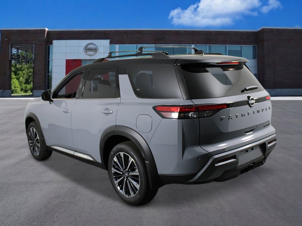 New 2026 Boulder Gray Pearl/Super Black Nissan Platinum image 3