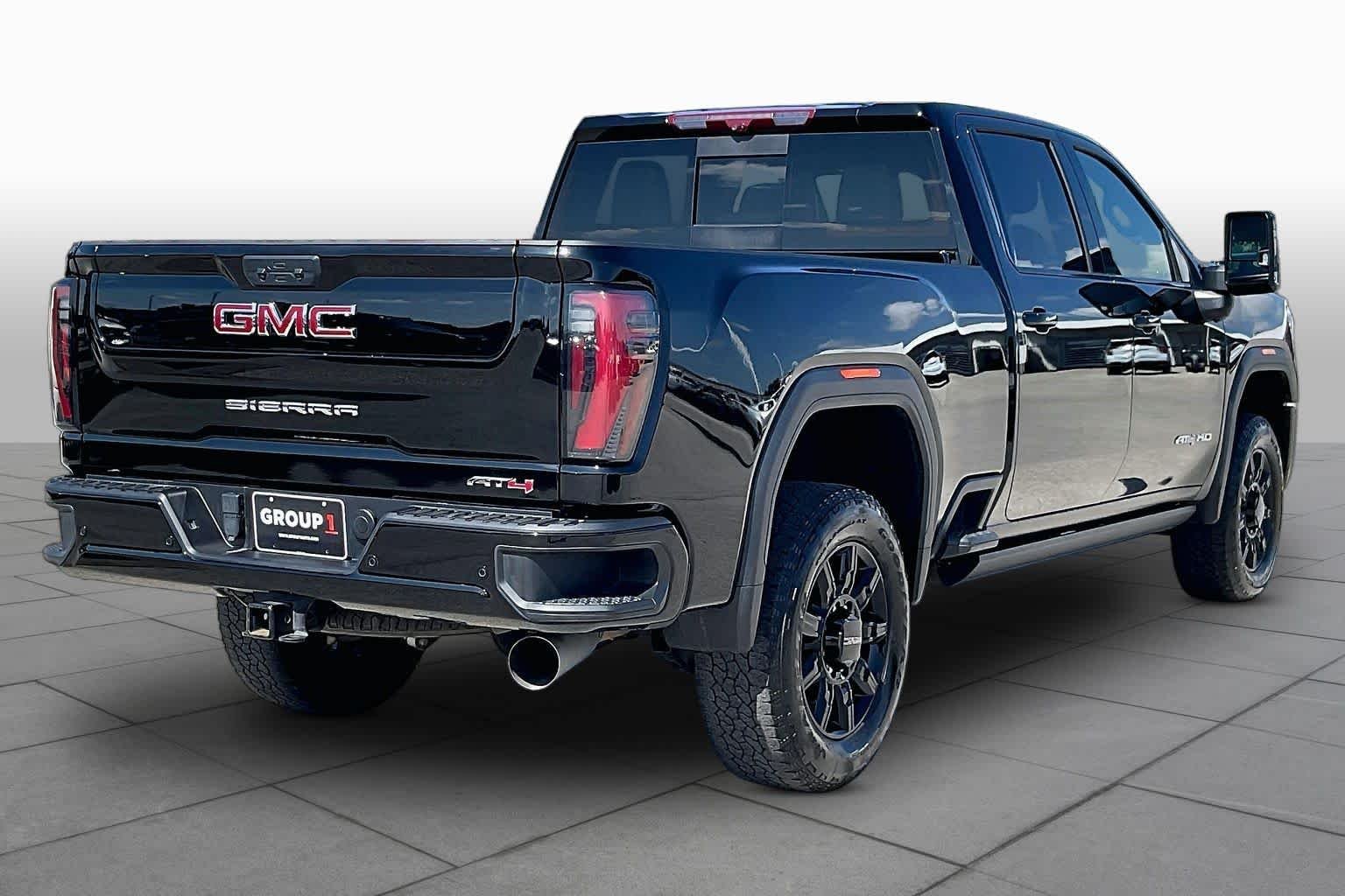 Used 2024 Onyx Black GMC AT4 image 13