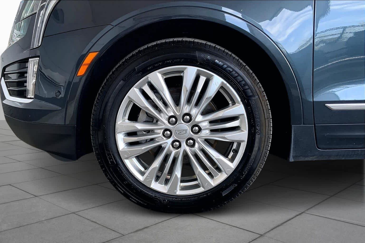 Used 2019 Shadow Metallic Cadillac Premium Luxury AWD image 11