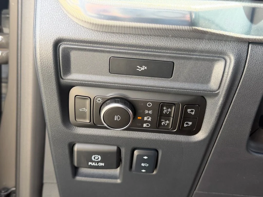 New 2026 Gray Ford Lariat image 17