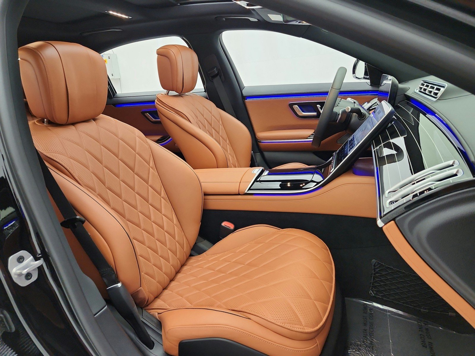 Certified Used 2024 Obsidian Black Metallic Mercedes-Benz S 580e 4MATIC® Sedan image 20