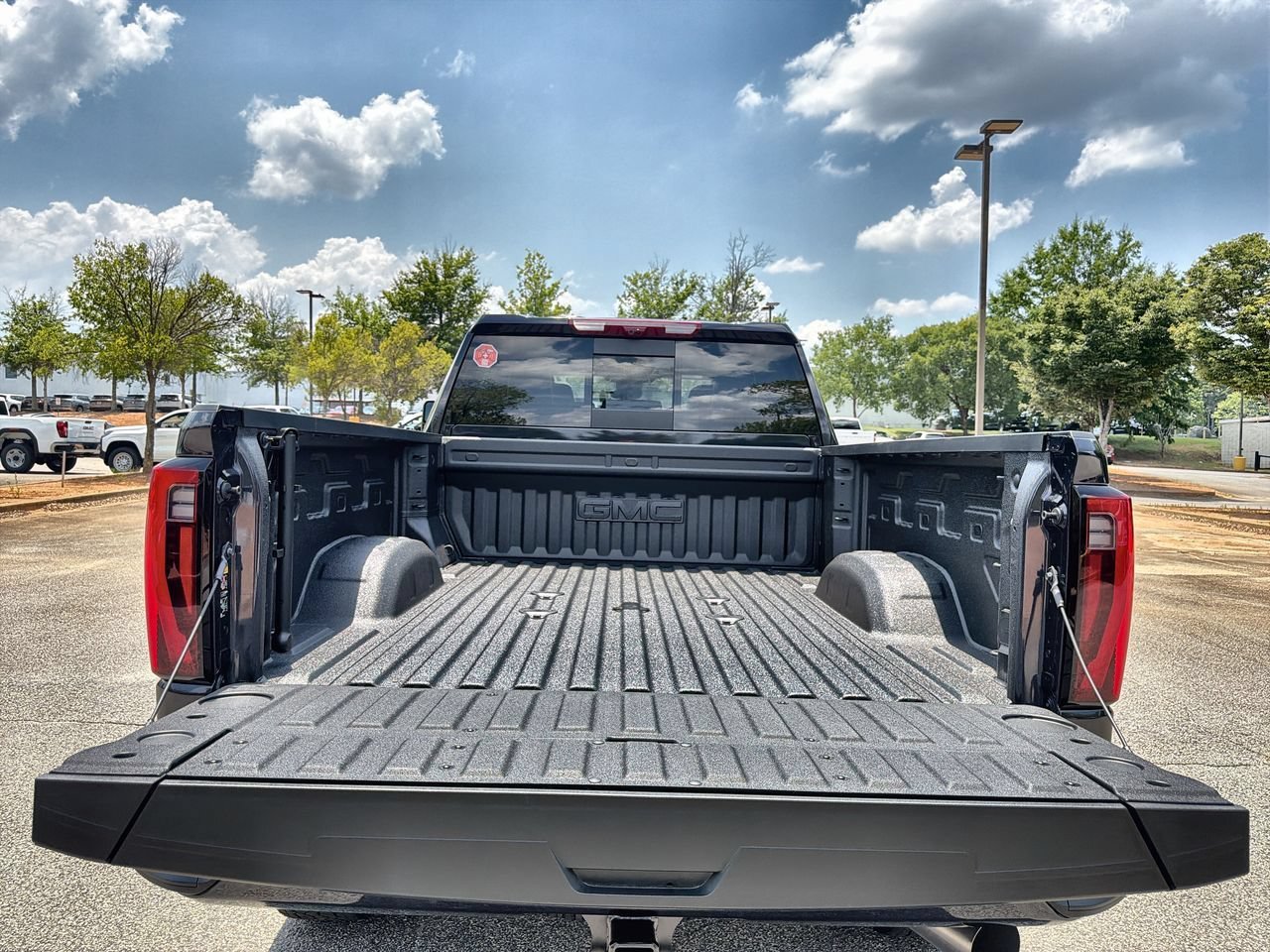 2026 GMC Sierra 2500HD Denali Ultimate - Photo 21