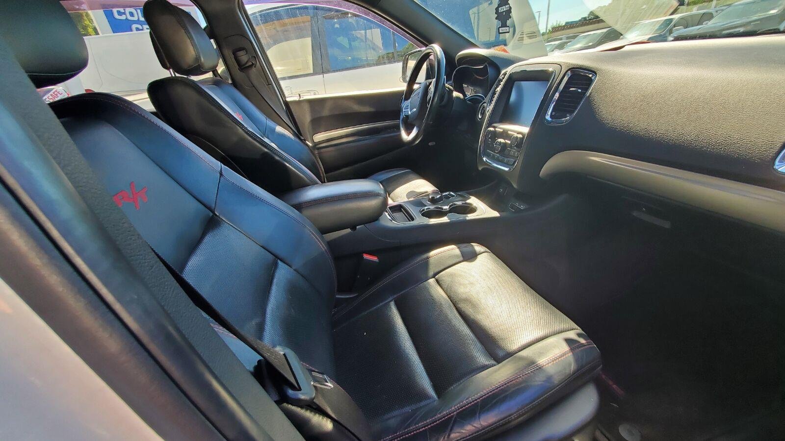 Used 2016 Bright White Clearcoat Dodge R/T image 4