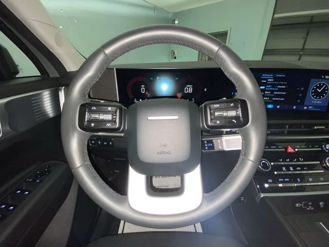 Used 2024 Gray Hyundai SE image 14