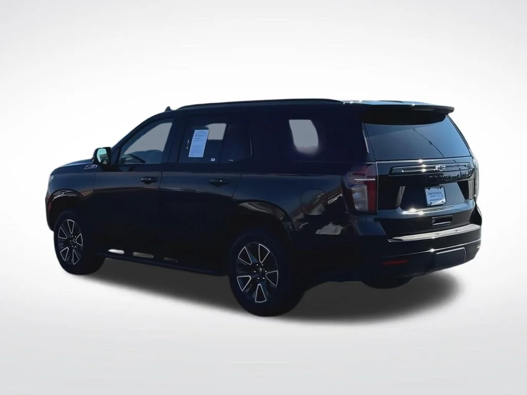 Used 2023 Black Chevrolet Z71 image 7