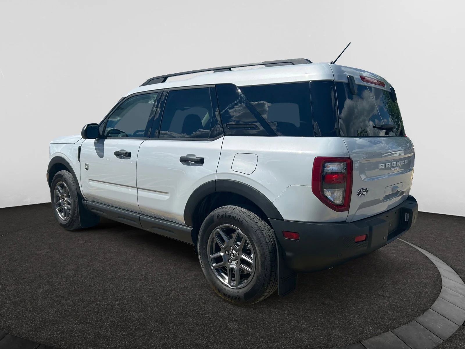 New 2026 Space White Metallic Ford Big Bend image 3