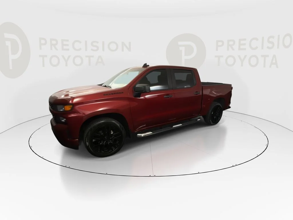 Used 2019 Cajun Red Tintcoat Chevrolet Custom image 8