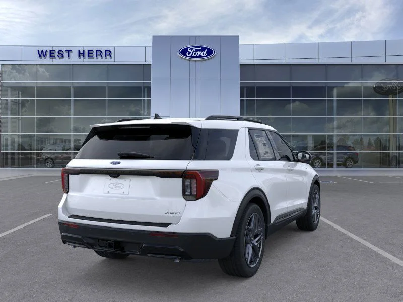 New 2026 Star White Metallic Tri-Coat Ford ST-Line image 8
