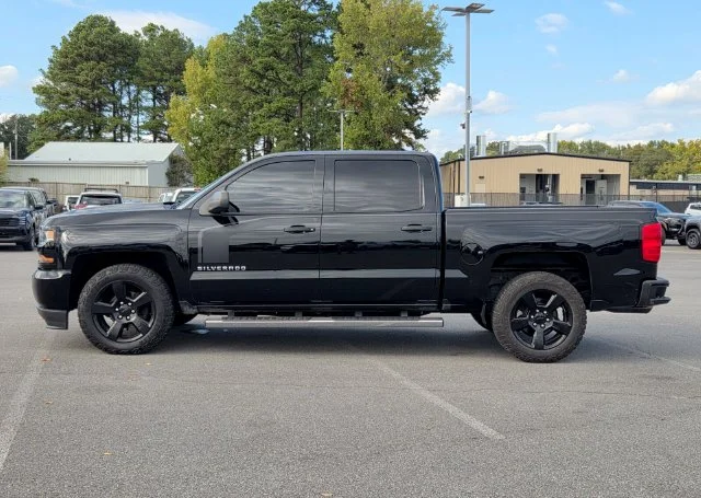 Used 2018 Chevrolet Silverado 1500 Custom with VIN 3GCPCPEC4JG220756 for sale in Little Rock