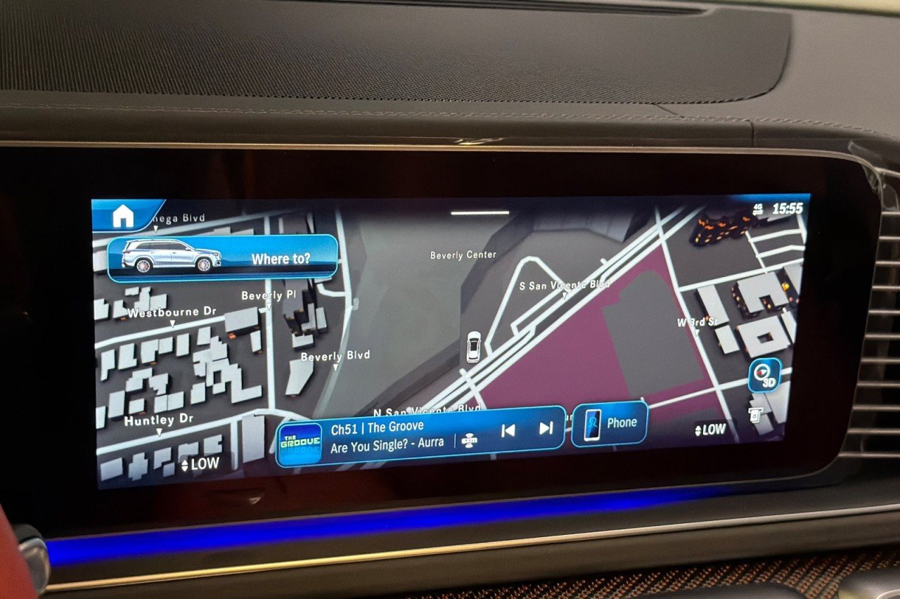 New 2026 MANUFAKTUR Signature Cirrus Silver Magno Mercedes-Benz AMG® GLS 63 4MATIC+ SUV image 20