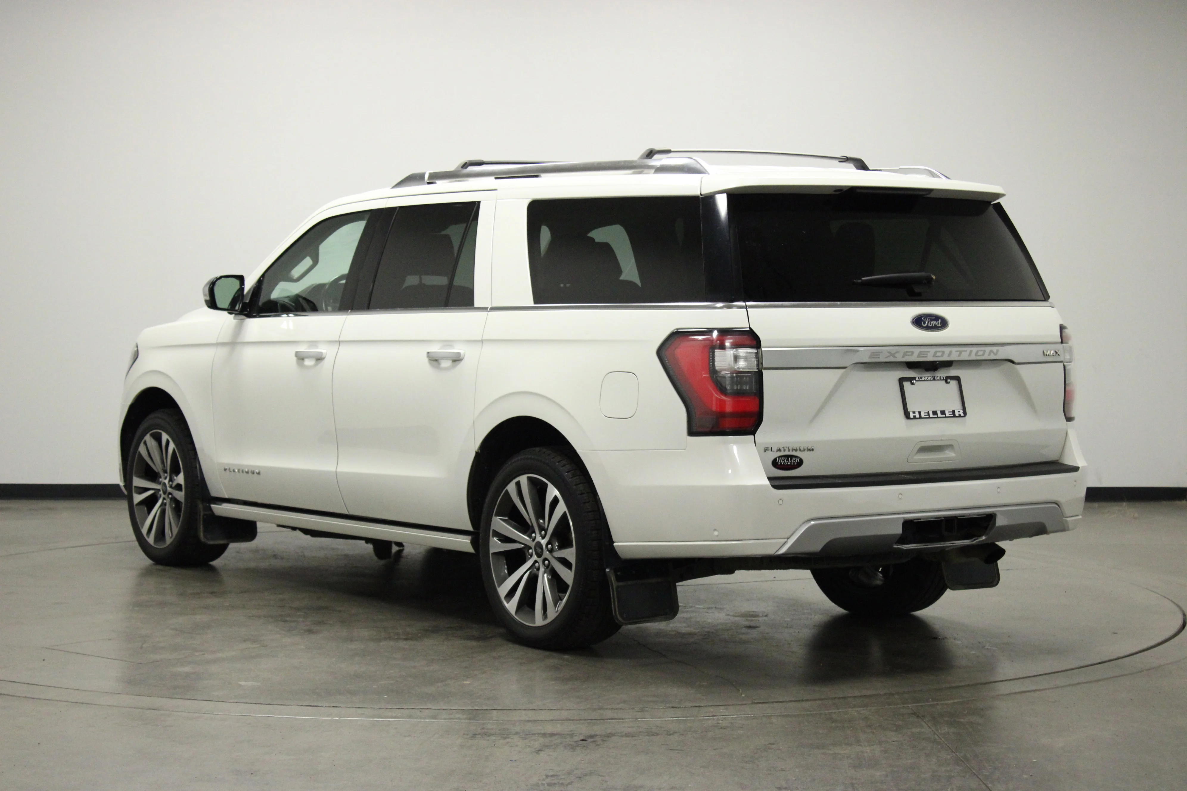 Used 2021 Star White Metallic Tri-Coat Ford Platinum image 6
