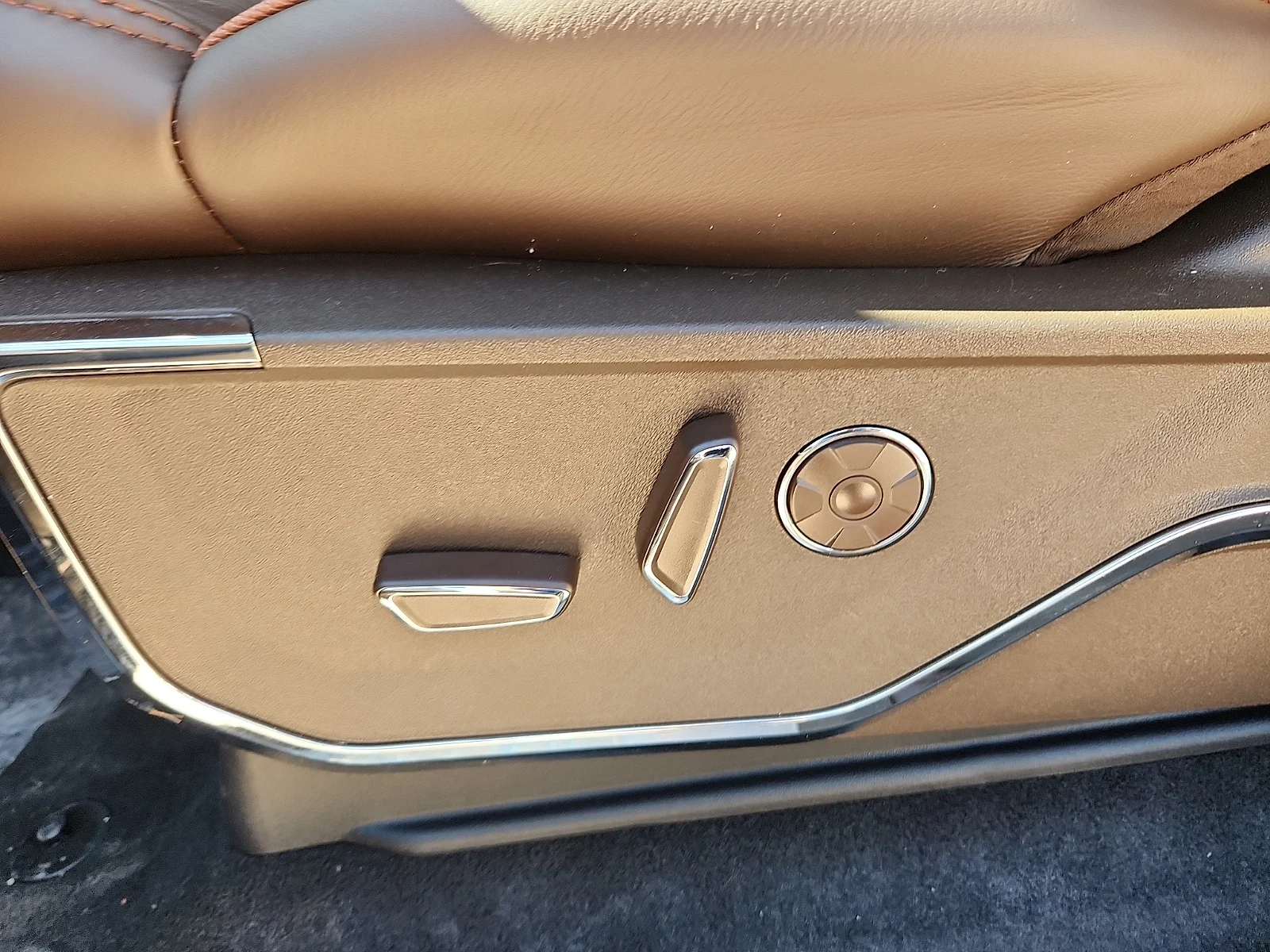 New 2026 Agate Black Metallic Ford King Ranch image 16