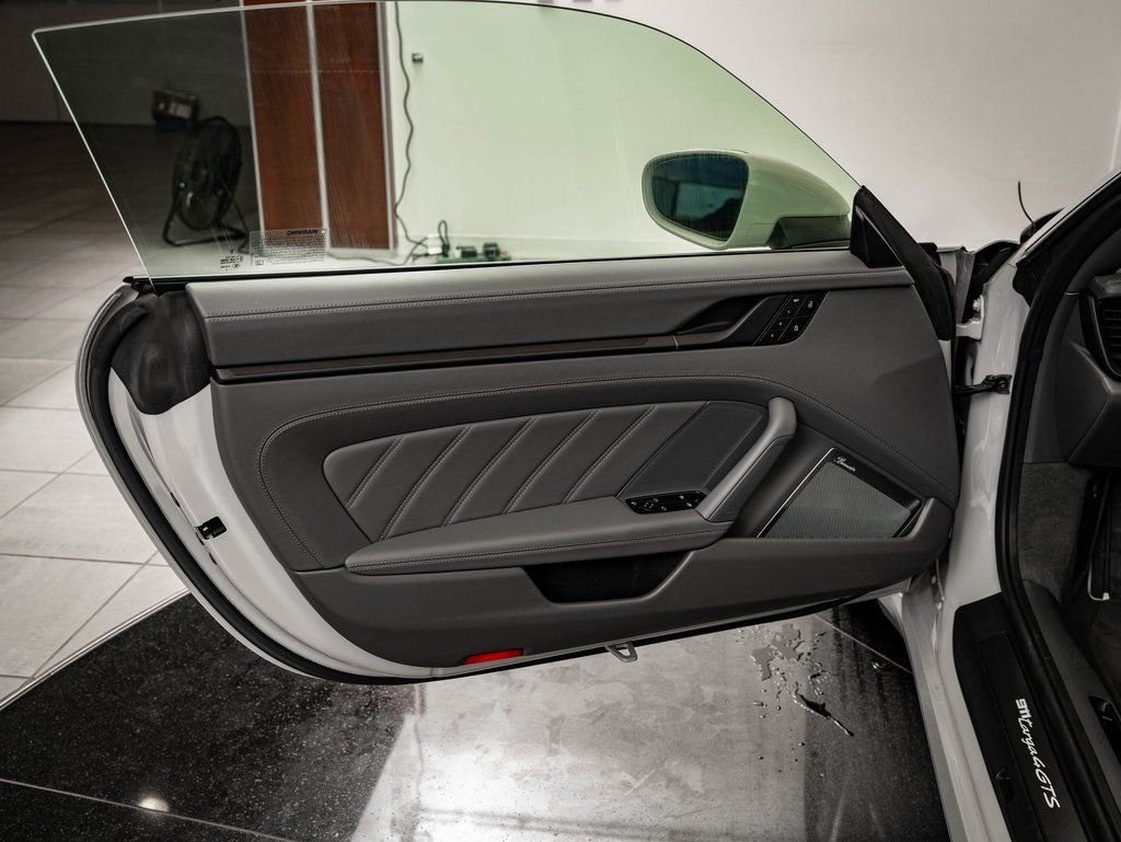 Used 2022 Chalk Porsche Targa 4 GTS image 42