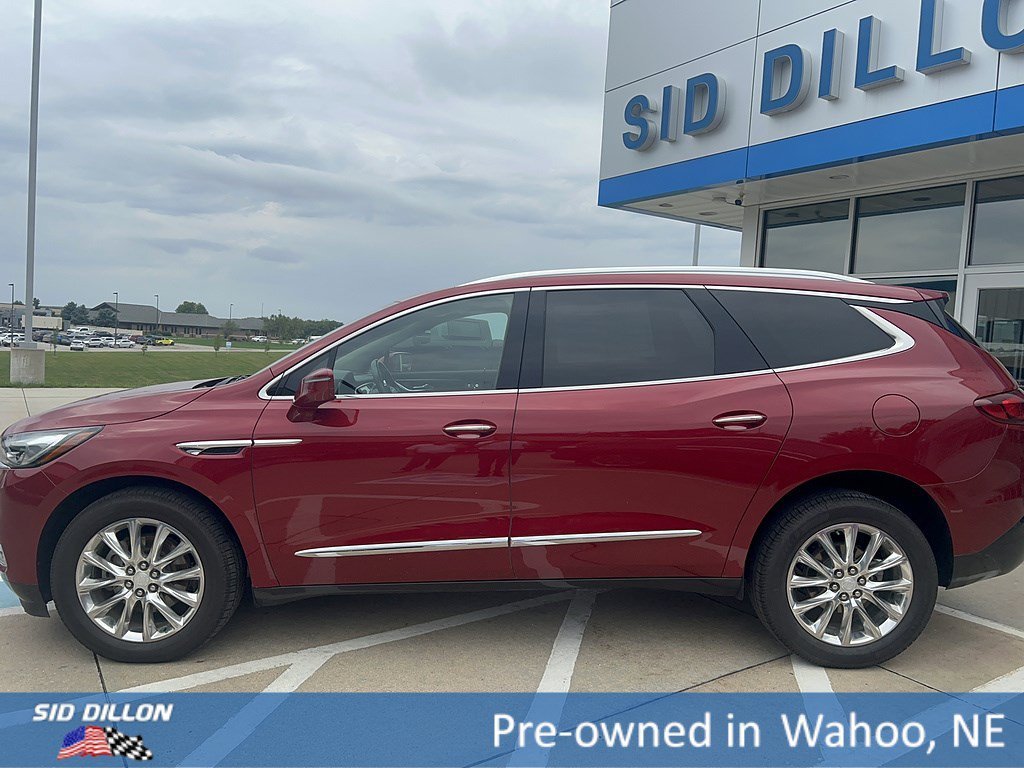 Used 2019 Red Quartz Tintcoat Buick Essence image 2