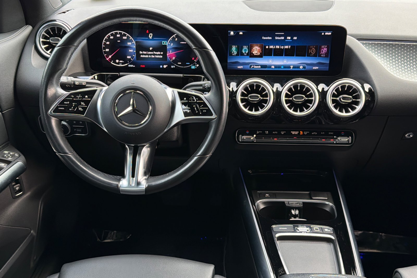 Certified Used 2025 Black Mercedes-Benz GLA 250 image 25