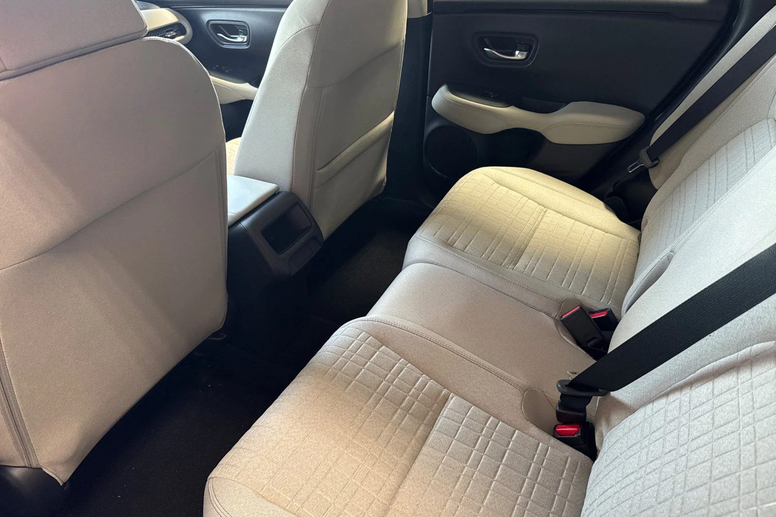 New 2027 SOLAR SILV MET Honda LX image 13