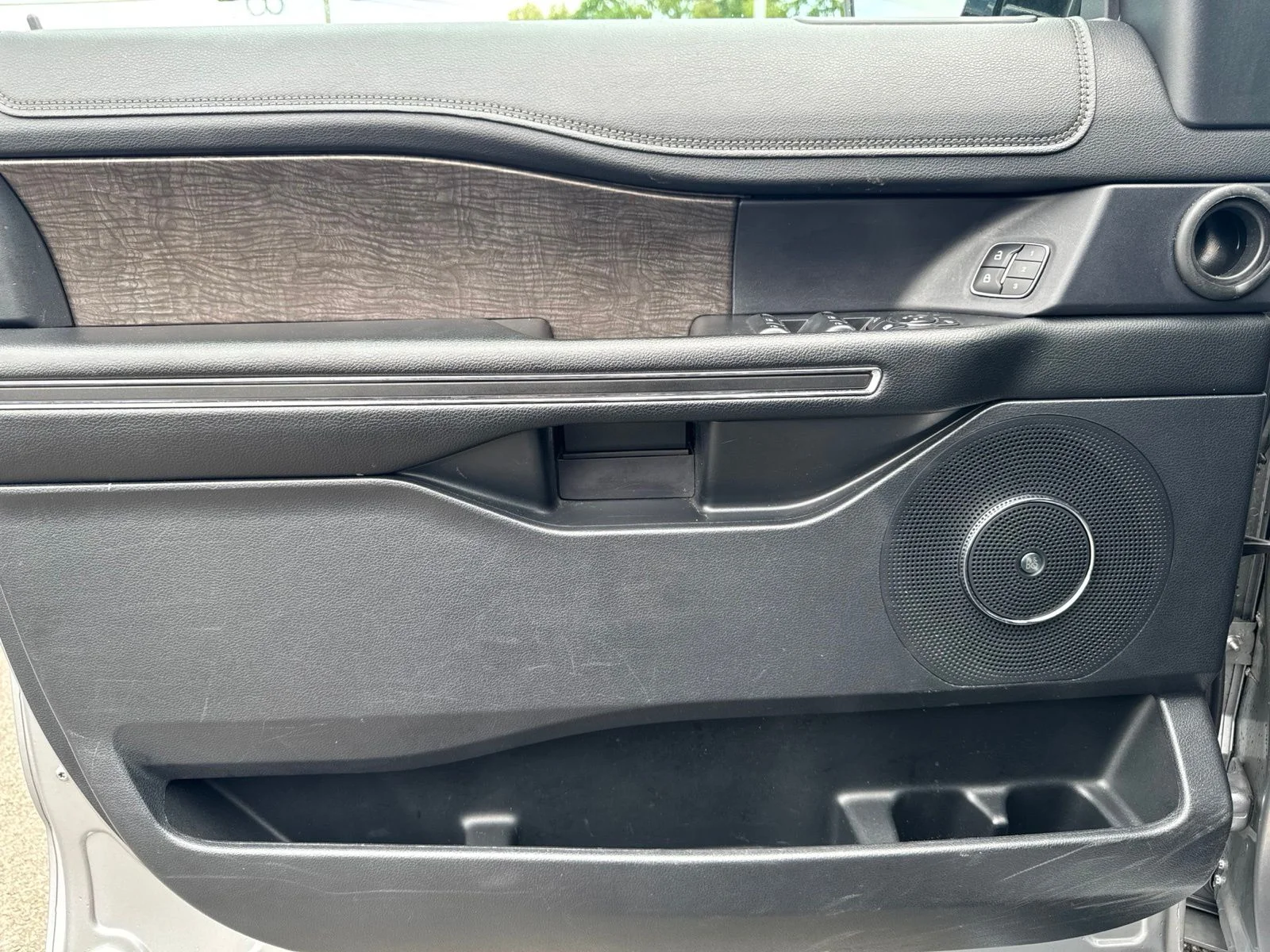 Used 2021 Silver Ford Limited image 24