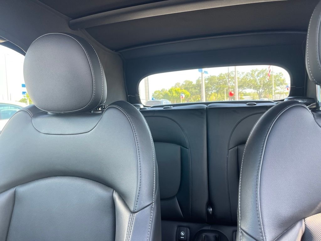 Used 2019 Gray MINI Signature image 16