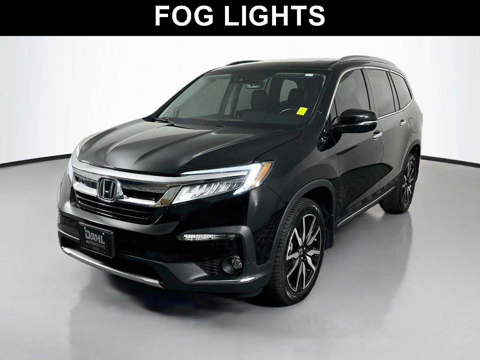Used 2020 Crystal Black Pearl Honda Elite image 4