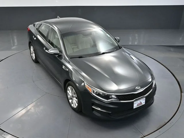 Used 2016 Green Kia LX image 48