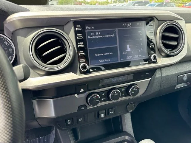 Used 2022 Silver Toyota SR5 image 20