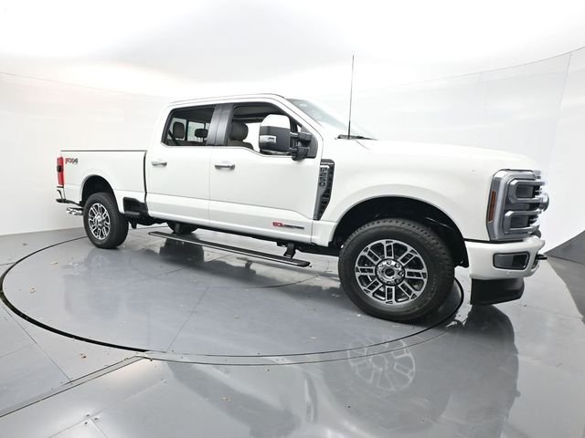 New 2026 Star White Metallic Tri-Coat Ford F-250® Platinum® image 1