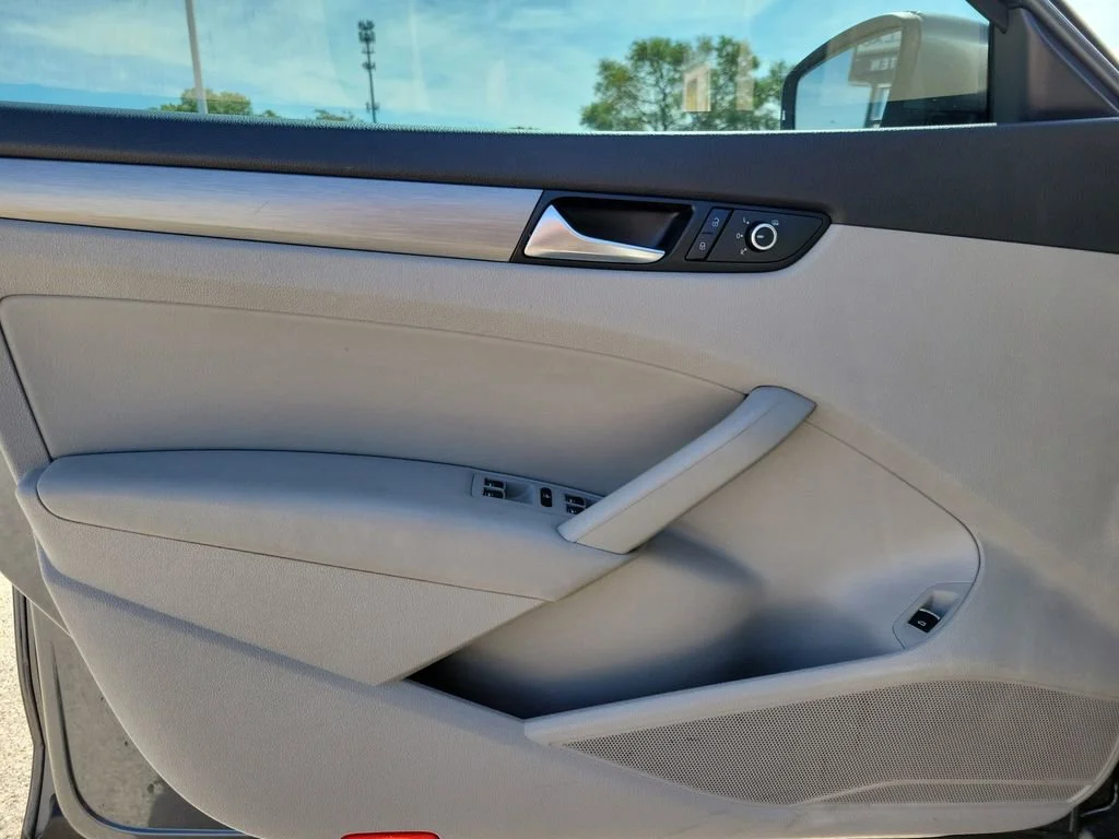Used 2014 Gray Volkswagen 2.0L TDI SE image 14