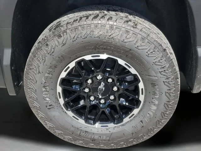New 2026 Black Chevrolet Trail Boss - Extended Range image 10