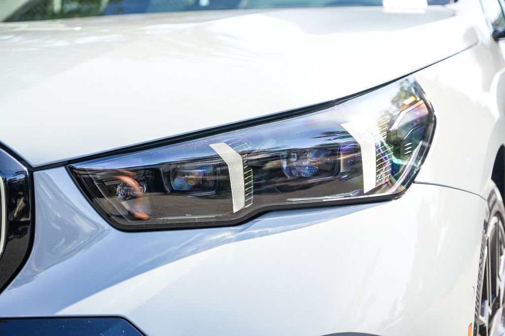 New 2027 Brooklyn Grey Metallic BMW 530i image 10