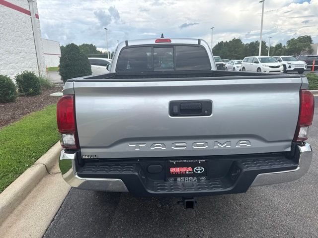 Used 2022 Silver Toyota SR5 image 6