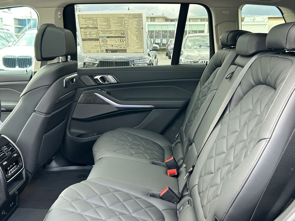 2026 BMW X7 40i - Photo 30