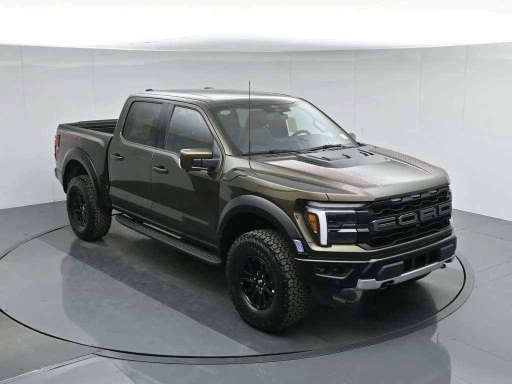 New 2026 Shelter Green Ford Raptor image 40