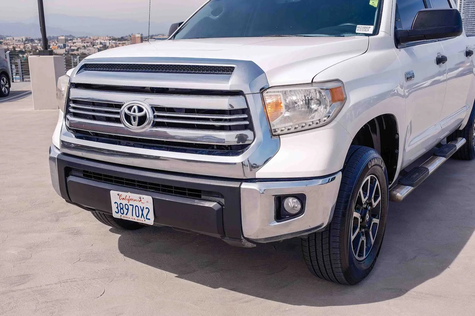 Used 2017 Super White Toyota SR5 image 10
