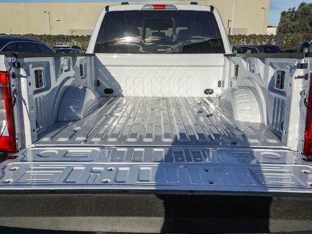 New 2026 Oxford White Ford XLT image 49