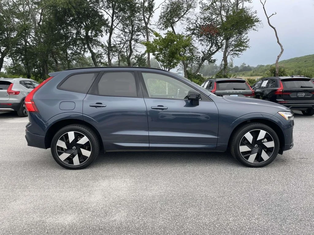 Certified Used 2024 Denim Blue Volvo Ultimate image 29