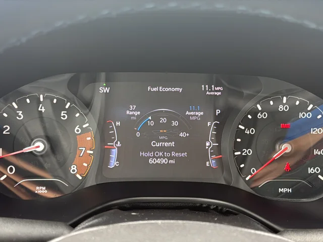 Used 2022 Black Jeep Latitude image 23