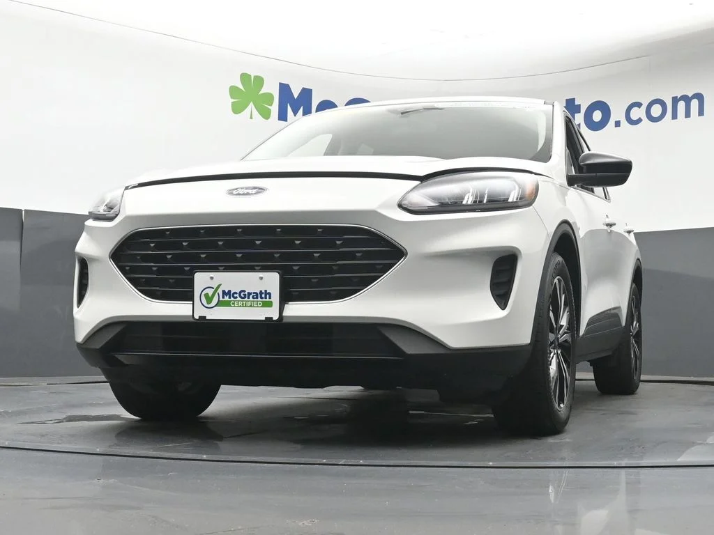 Certified Used 2022 White Ford SE image 7