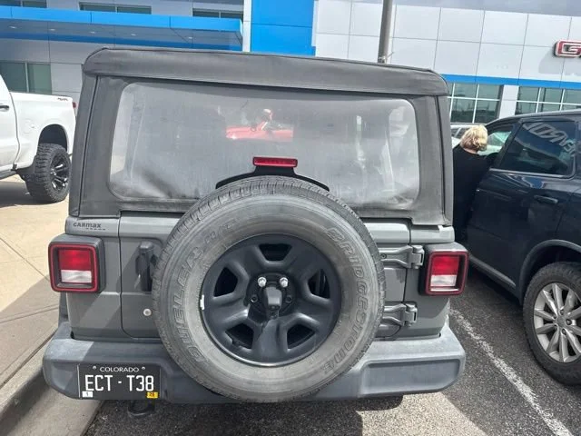 Used 2020 Gray Jeep Sport 4x4 image 5