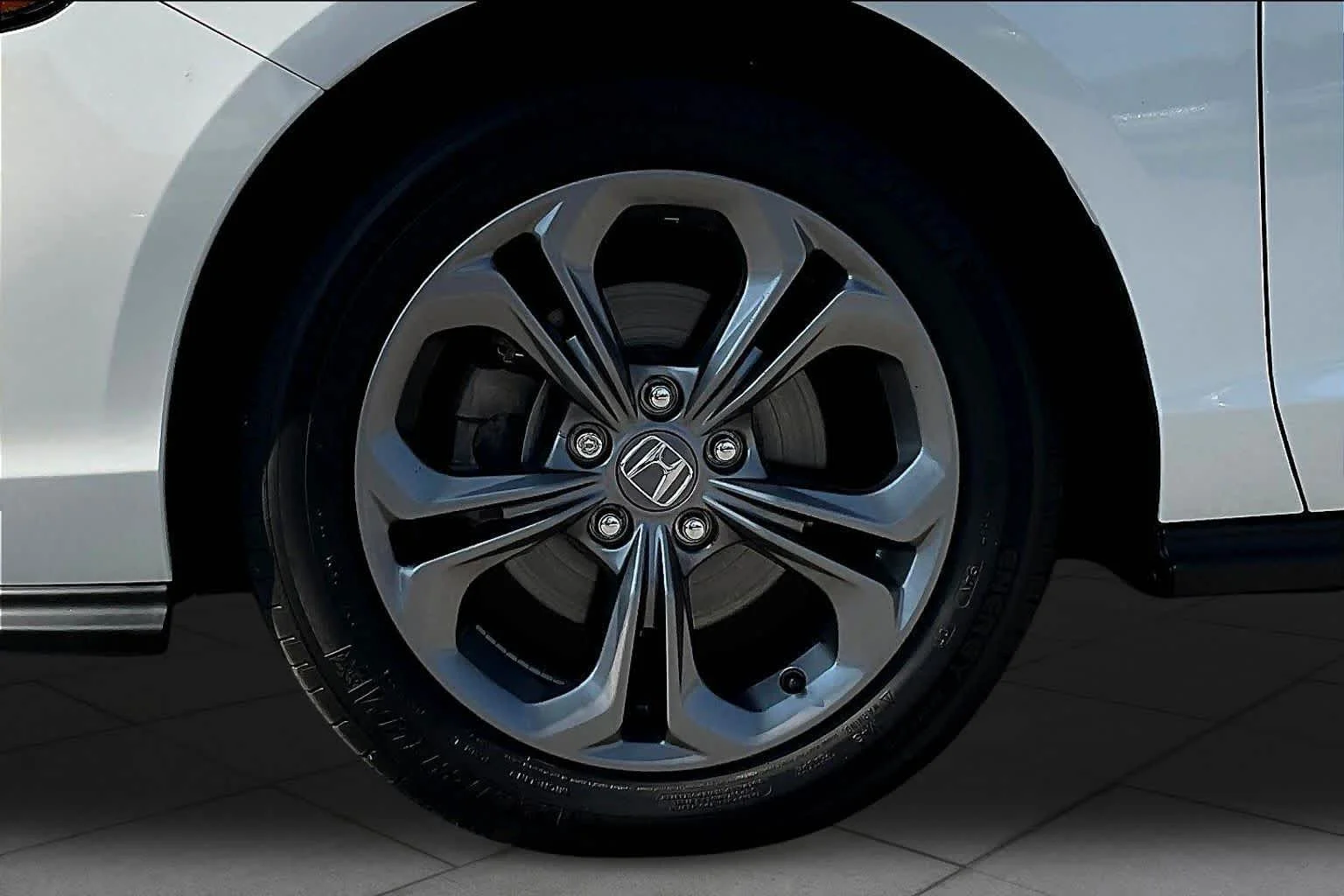 2023 Honda Accord EX - Photo 11